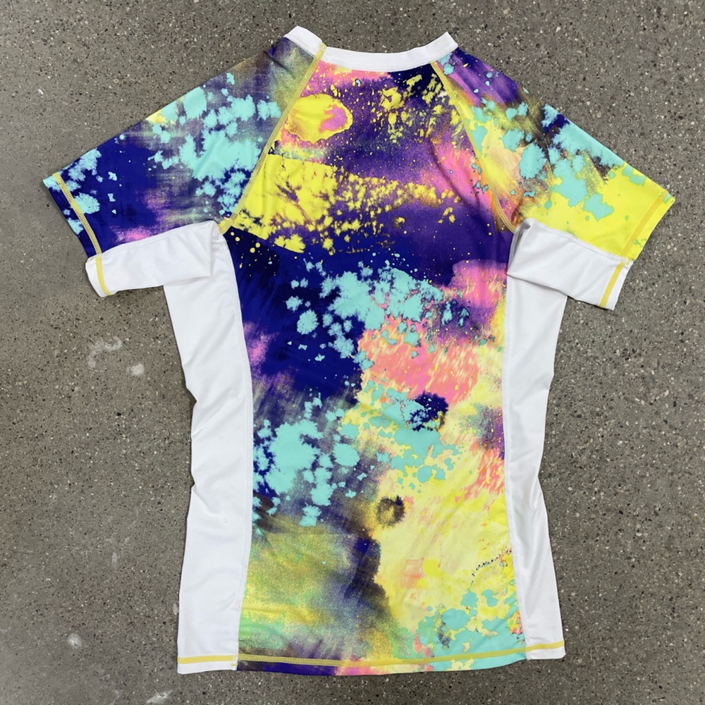 Hurley Graphic Tie Dye Women's Large UPF 40 Top - Picture 9 of 9